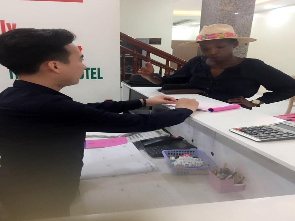 Family Airport Hotel Thach Loi Экстерьер фото